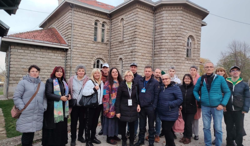 IMG-28a6f507fbf8cdda39c629d036a407cd-V