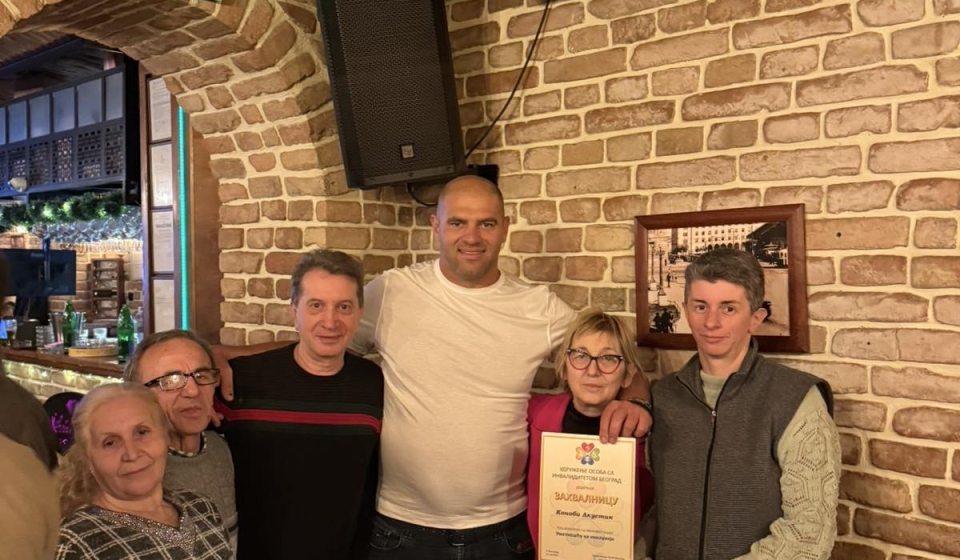 IMG-8ac843d61b8d58d513d270a7a9d5320d-V